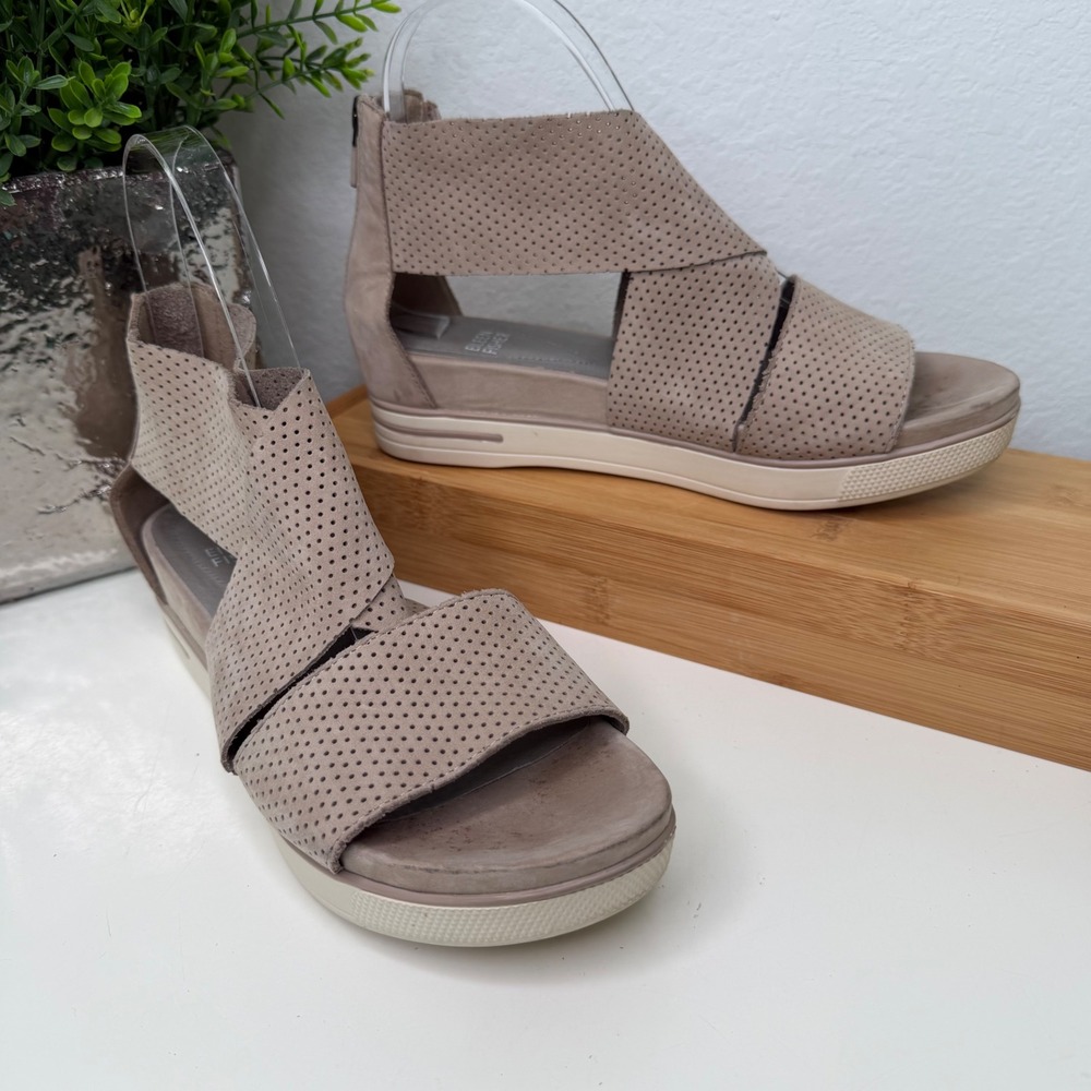 Eileen Fisher Platform Sandals‎ Womens Taupe Perforated Nubuck Minimalist 7